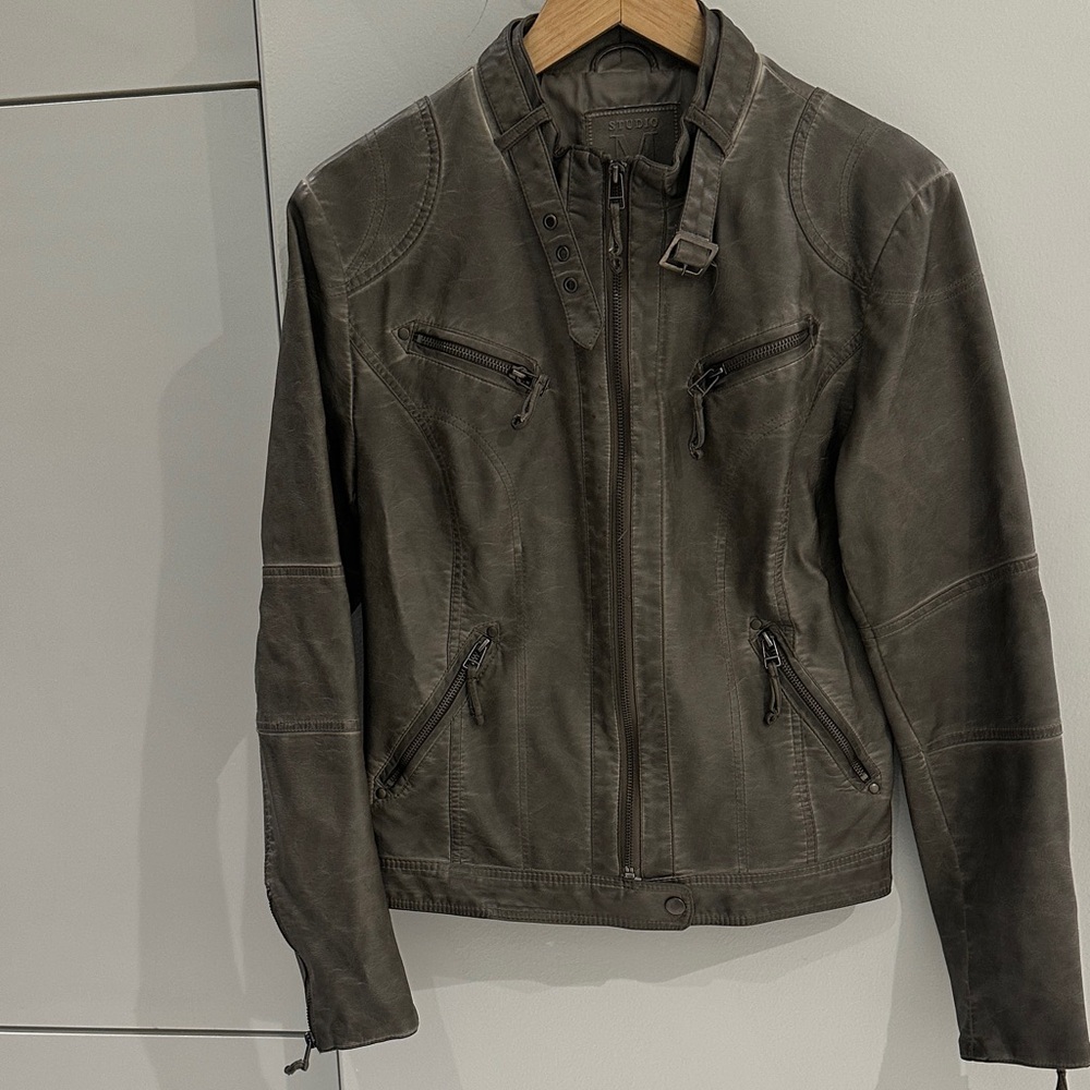 Gray Vegan Leather Jacket, Max Studio/Studio M size M